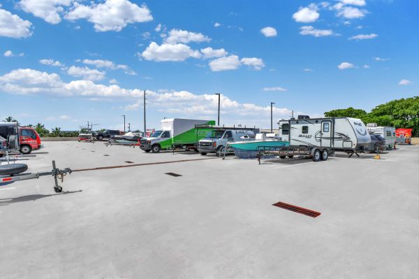 Prime Storage Oakland Park - 1100 Northeast 45Th Street