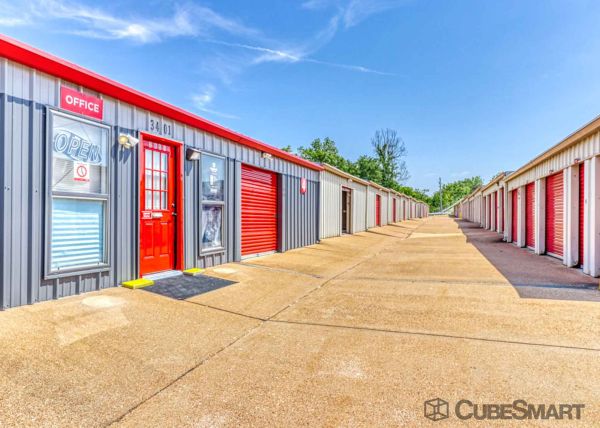 CubeSmart Self Storage - MO Arnold Robinson Road - 3401 Robinson Road