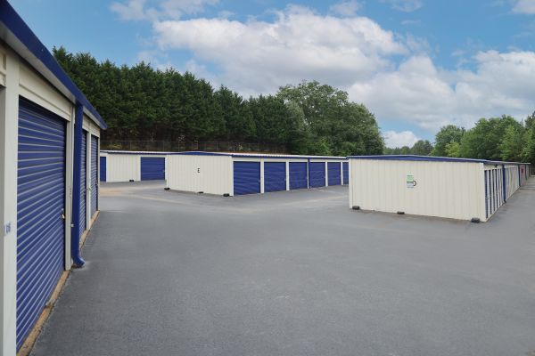 Midgard Self Storage - Anderson - 3508 Hopewell Road - 3508 Hopewell Road