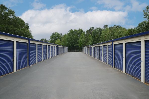Midgard Self Storage - Anderson - 3508 Hopewell Road - 3508 Hopewell Road