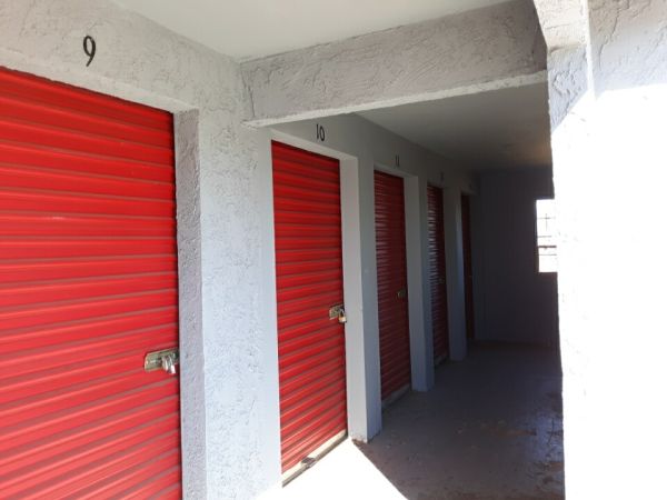Mohave Storage - Kingman 3939 Andy Devine (MS) - 3939 E Andy Devine Ave