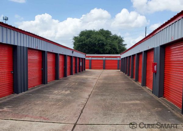 CubeSmart Self Storage - TX Houston Rippling Water Drive - 16125 Rippling Water Drive
