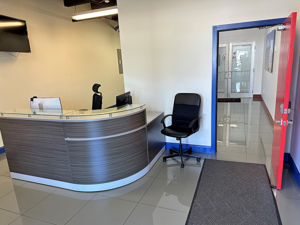 Storage Rentals of America - Hallandale Beach - W. Pembroke Rd - 1000 West Pembroke Road