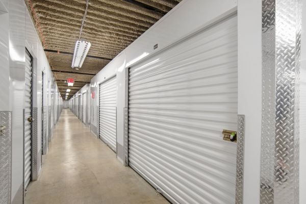 Extra Space Storage - 7911 - Staten Island- Zebra Pl - 22 Zebra Pl
