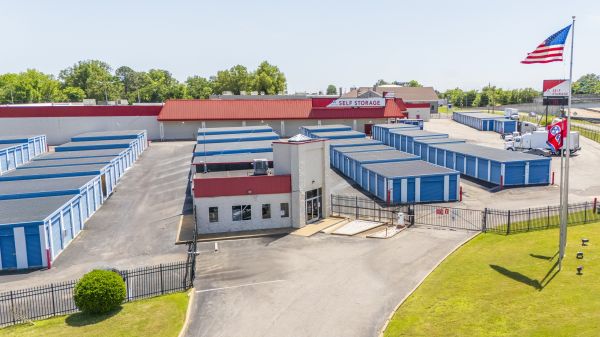 Devon Self Storage - 9114 - Austin Peay - 3040 Austin Peay Highway