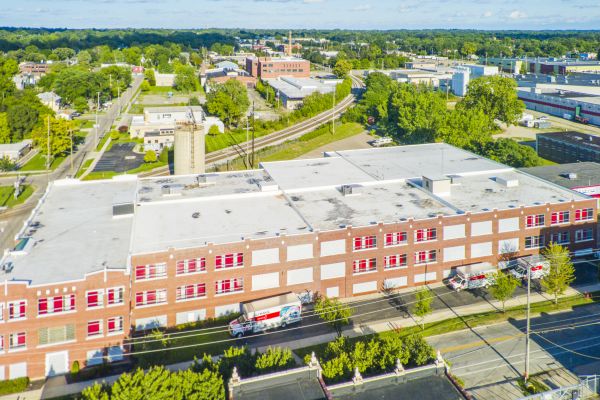 Devon Self Storage - 9187 - Buchanan - 1400 Buchanan Avenue Southwest