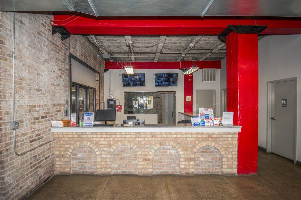 Devon Self Storage - 9006 - Canal Street - 1601 South Canal Street