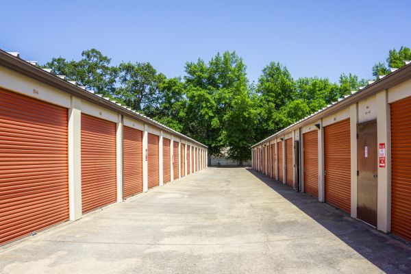 Devon Self Storage - 9146 - Hazel - 6108 Hazel Avenue