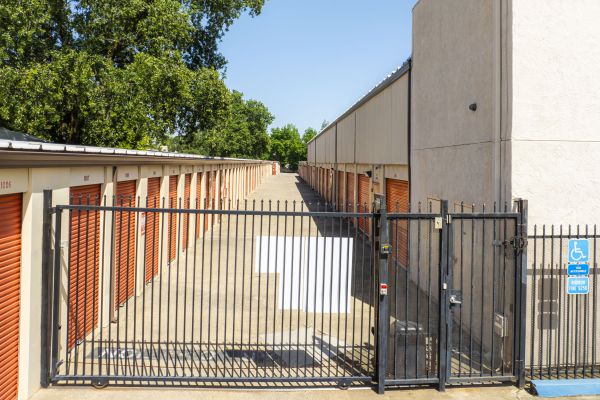 Devon Self Storage - 9146 - Hazel - 6108 Hazel Avenue
