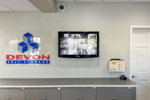 Devon Self Storage - 9155 - Harrisburg - 420 Amity Road