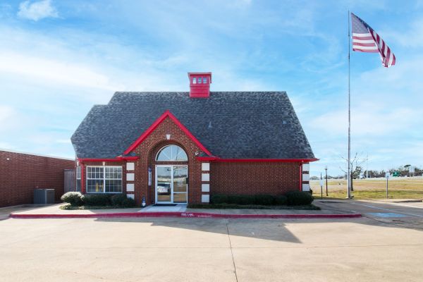 Devon Self Storage - 9108 - Interstate - Interstate 30