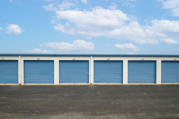 Devon Self Storage - 9136 - Lynwood - 19600 Stoney Island Avenue