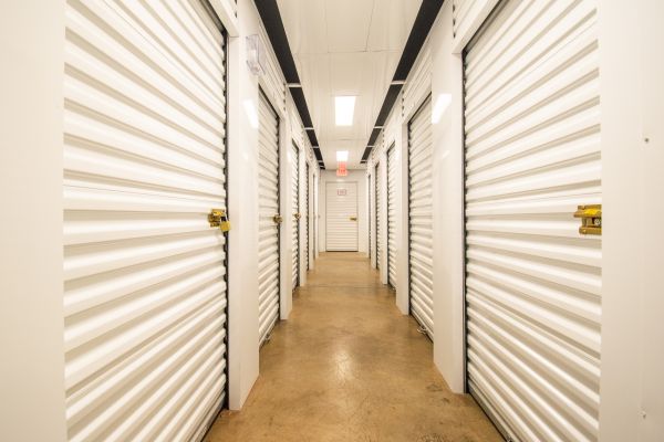 Devon Self Storage - 9136 - Lynwood - 19600 Stoney Island Avenue