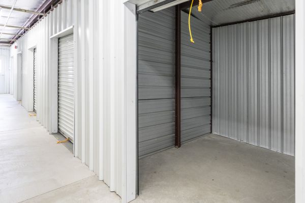 Devon Self Storage - 9137 - Lowell - 20 Duren Avenue