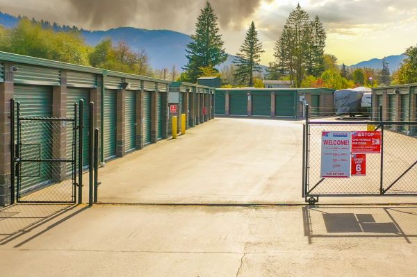 Devon Self Storage - 9143 - Northbend - 1410 Boalch Avenue Northwest