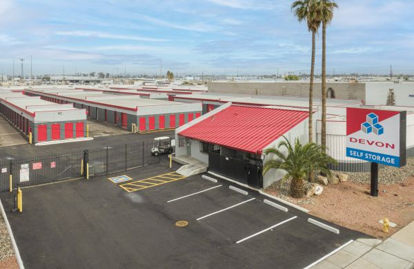 Devon Self Storage - 9127 - Budget Phoenix - 4010 West Indian School Road