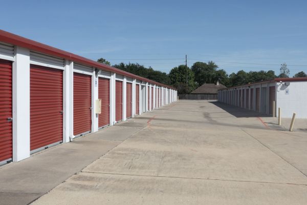 Devon Self Storage Richmond, Virginia - 23110 Farm to Market 1093