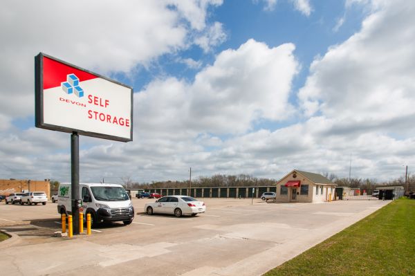 Devon Self Storage - 9109 - Wesley - 8123 Wesley Street
