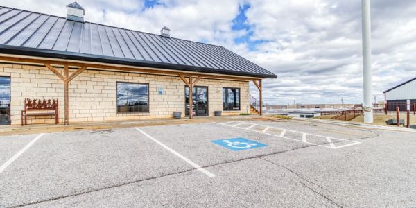 Devon Self Storage - 9003 - Yukon - 1777 West Vandament Avenue