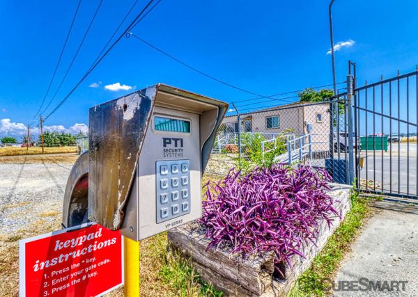 CubeSmart Self Storage - CA Red Bluff Stoll Rd - 20825 Stoll Road