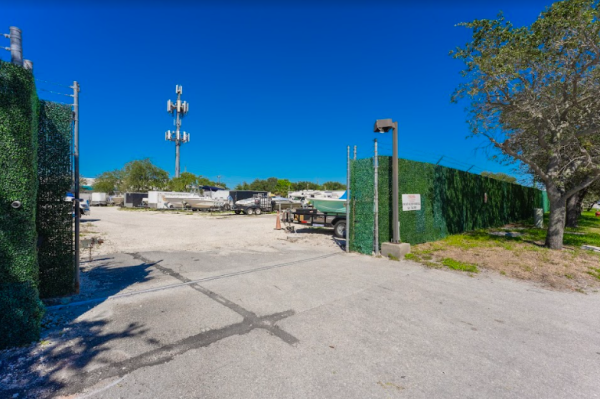 Mizner Storall of Boynton Beach 24/7 Storage & Parking - 125 Northwest 31st Terrace