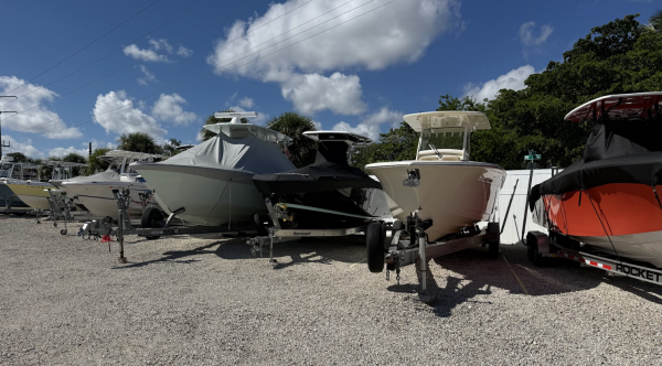 Mizner Marina 24/7 Boat Storage & PRIVATE BOAT RAMP on site - 790 Northwest 1st Avenue