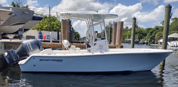 Mizner Marina 24/7 Boat Storage & PRIVATE BOAT RAMP on site - 790 Northwest 1st Avenue