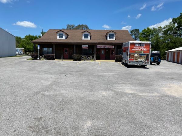 Milton Saver Self Storage - 6588 Caroline Street