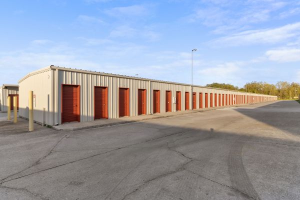 Lakeland Saver Self Storage - 4704 U.s. 92