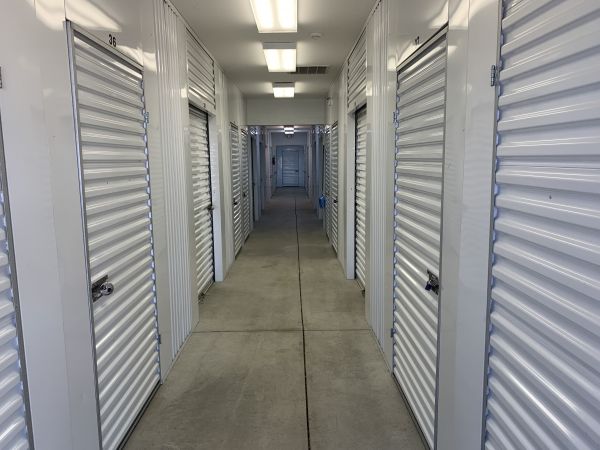 Edgewater Saver Self Storage - 333 West Marion Avenue