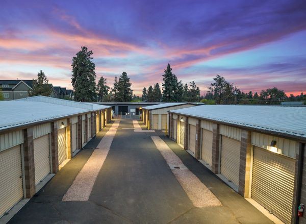 US Storage Centers - Bend - Cleveland - 345 Southeast Cleveland Avenue