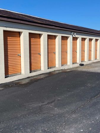 Storage Sense - Clarksville - Tiny Town - 560 Tiny Town Road