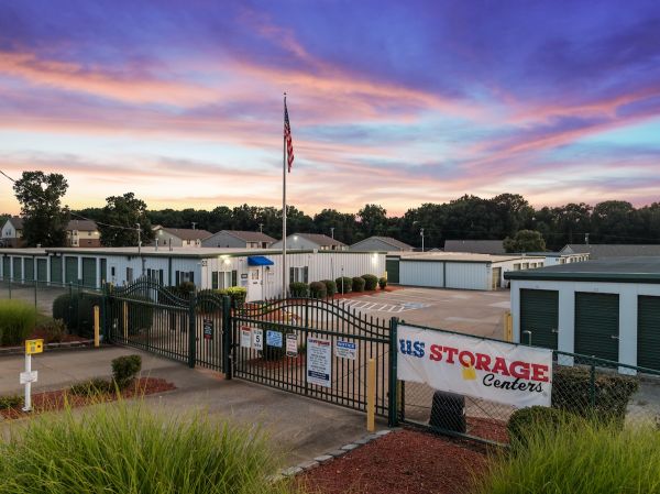 US Storage Centers - Clarksville - Parkway - 1280 Parkway Place