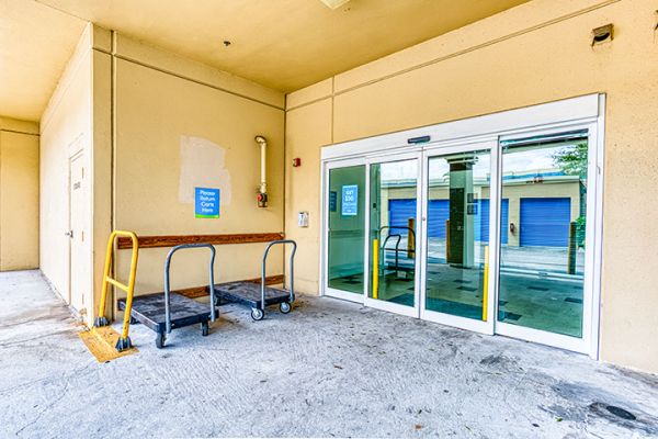 SmartStop Self Storage - Plantation - 10325 W Broward Blvd - 10325 West Broward Boulevard
