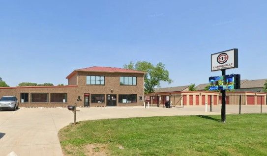 Clarksville Self Storage - Trenton - 2732 Trenton Road
