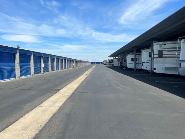 West Coast Self-Storage Stockton - 6220 Sampson Road