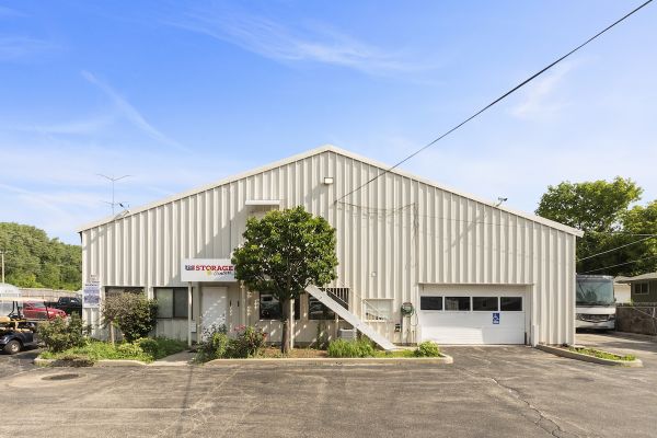 US Storage Centers - Wilmette - Wilmette - 3510 Wilmette Avenue