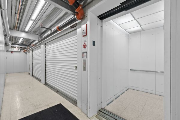 US Storage Centers - Wilmette - Wilmette - 3510 Wilmette Avenue