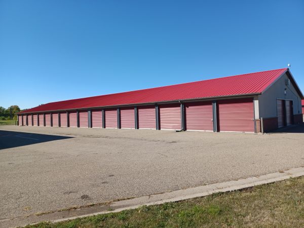 Storage Rentals of America - Maple Plain - Pioneer Creek Dr - 5303 Pioneer Creek Drive