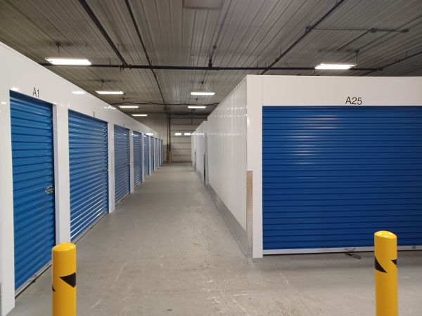 Storage Rentals of America - Maple Plain - Pioneer Creek Dr - 5303 Pioneer Creek Drive