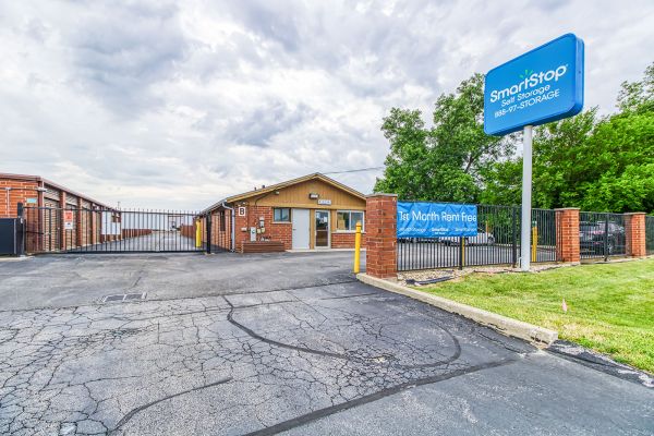 SmartStop Self Storage - Crestwood - 4747 W Calumet Sag Rd - 4747 West Calumet Sag Road