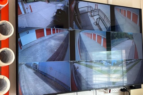 Public Storage - Yukon - 450 S. Ranchwood Blvd - 450 S. Ranchwood Blvd