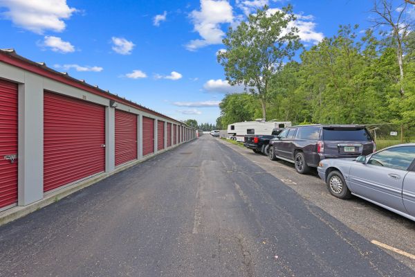 Storage Sense - Flint - 5172 Saginaw Road