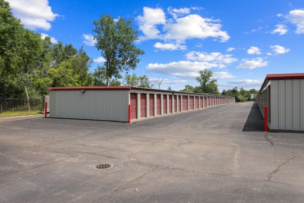 Storage Sense - Flint - 5172 Saginaw Road