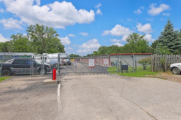 Storage Sense - Flint - 5172 Saginaw Road