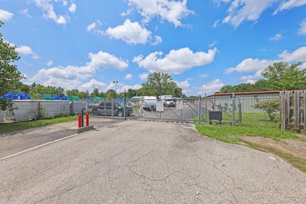 Storage Sense - Flint - 5172 Saginaw Road