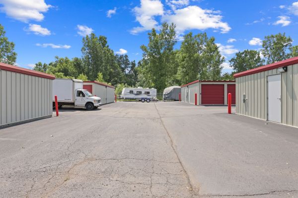 Storage Sense - Flint - 5172 Saginaw Road