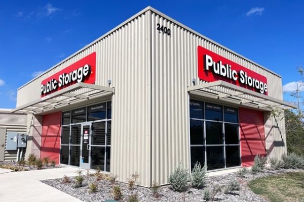 Public Storage - Fort Worth - 2400 Riverside Dr - 2400 S Riverside Dr
