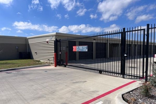 Public Storage - Fort Worth - 2400 Riverside Dr - 2400 S Riverside Dr