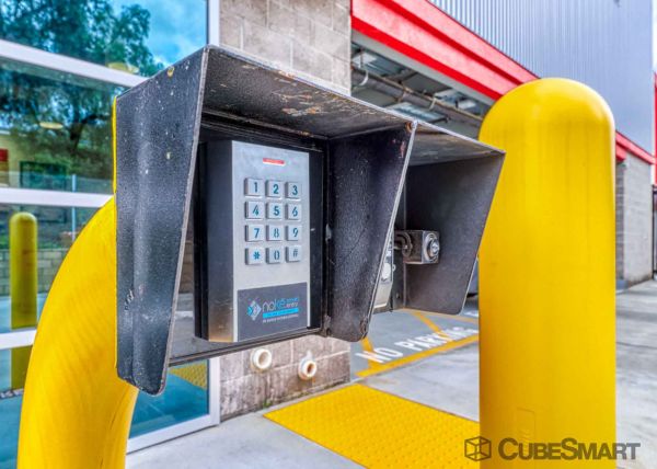CubeSmart Self Storage - CA Glendora S Lone Hill Ave - 919 South Lone Hill Avenue
